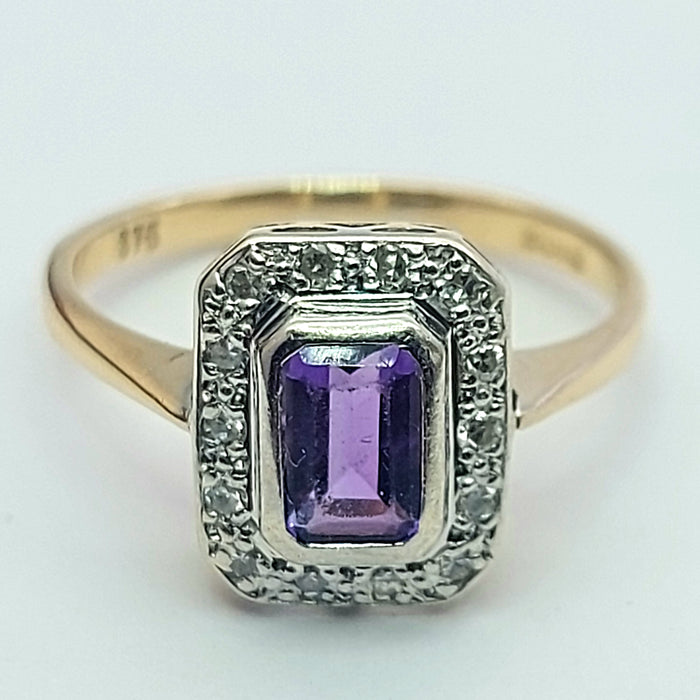 Ladies Two-Tone Gold 9ct (375,9K) Amethyst & Diamonds 15pts Rectangle Ring