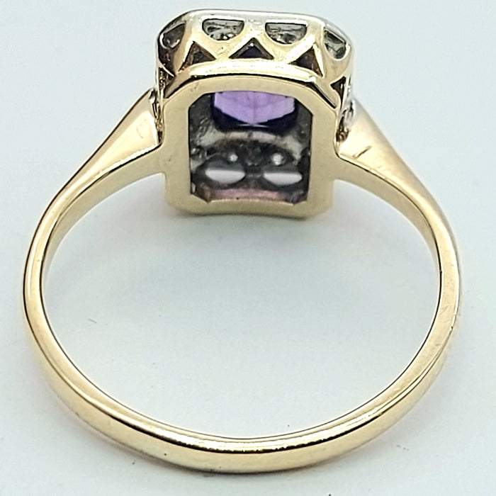 Ladies Two-Tone Gold 9ct (375,9K) Amethyst & Diamonds 15pts Rectangle Ring