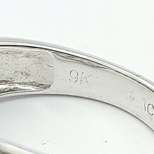 Load image into Gallery viewer, Ladies White Gold 9ct (375,9K) Rare Belt White Diamonds &amp; Black Diamonds Ring
