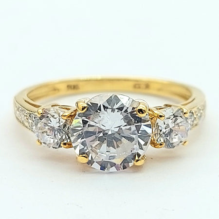 Ladies Yellow Gold 9ct (375, 9k) 3 Stone Diamantes Engagement Ring