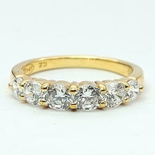 Load image into Gallery viewer, Ladies Yellow Gold 9ct (375, 9k) High Quality Graduating Pave Diamante Ring
