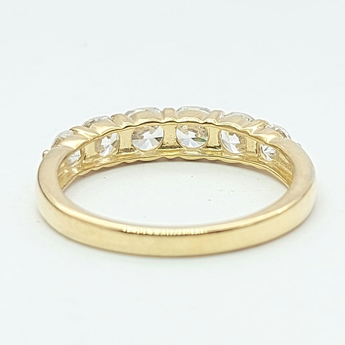 Ladies Yellow Gold 9ct (375, 9k) High Quality Graduating Pave Diamante Ring