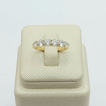 Load image into Gallery viewer, Ladies Yellow Gold 9ct (375, 9k) High Quality Graduating Pave Diamante Ring
