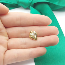 Load image into Gallery viewer, Rib-Cage Heart Yellow Gold 9ct (375, 9K) Rare High Quality Pendant
