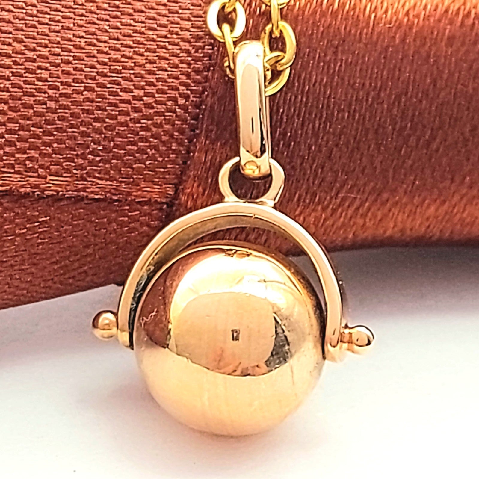 Ladies Rose Gold 9ct (375, 9K) Plain Swivel Ball Pendant