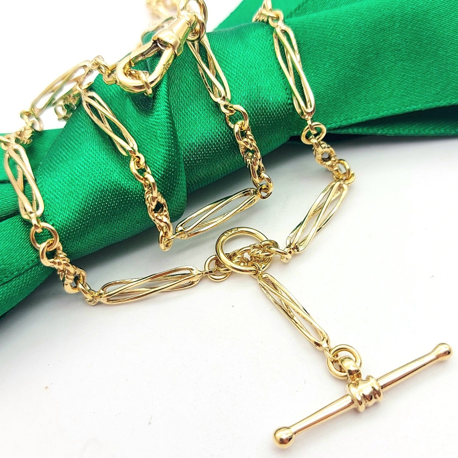 Antique Swirl Old Victorian Design T-bar Yellow Gold 9ct (375, 9k) Necklace