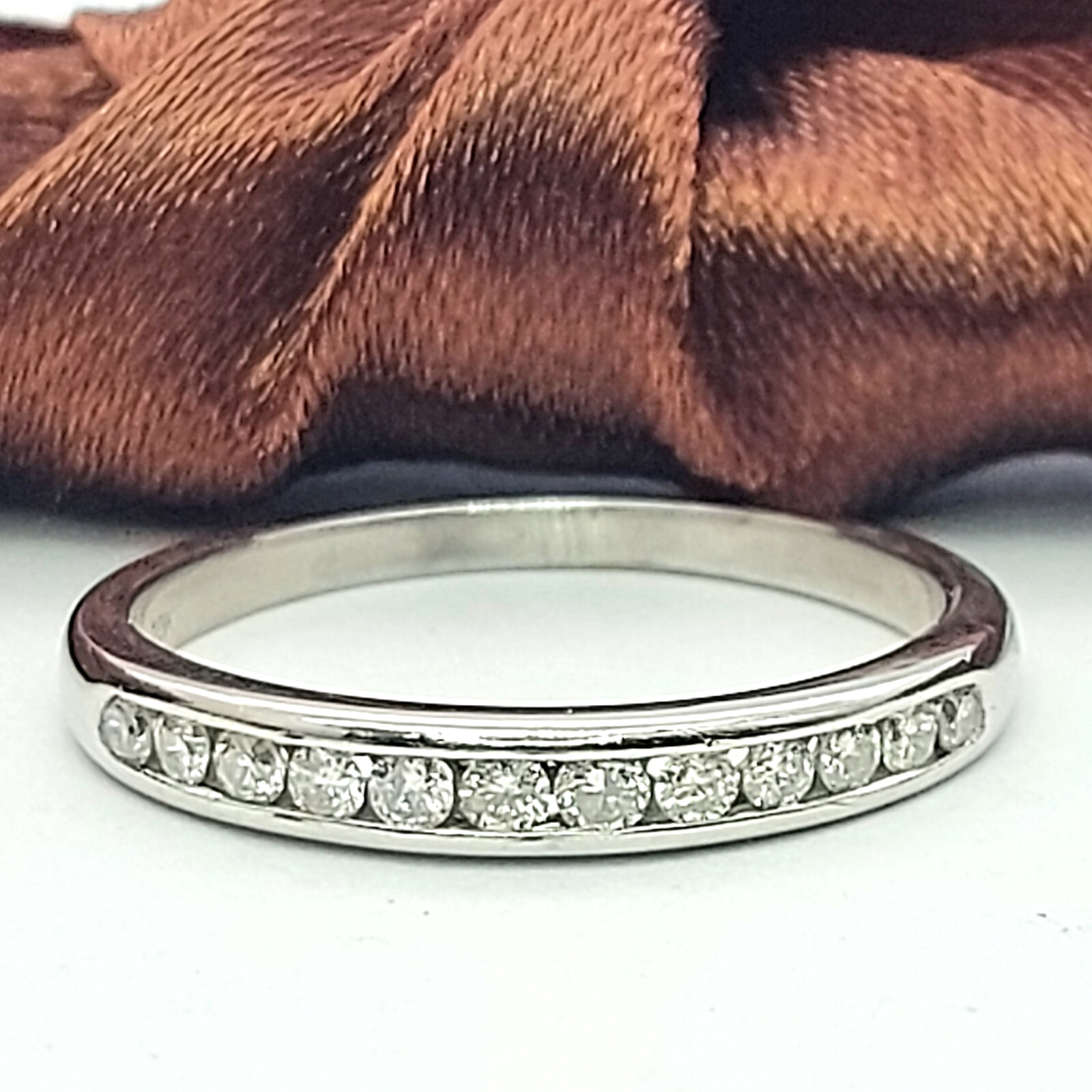 Ladies MHJ 10ct (417, 10K) White Gold Natural Channel-Set Diamond (0.33ct) Ring
