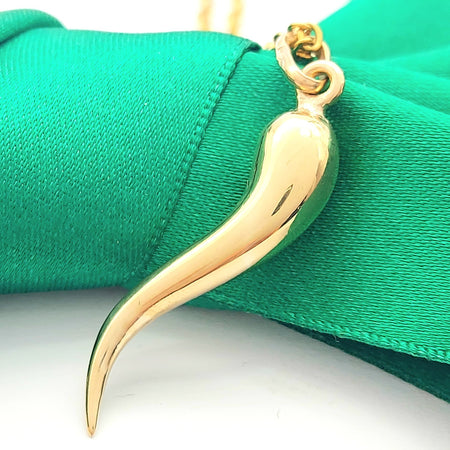 Plain Italian Cornicello Lucky Horn Yellow Gold 9ct (375,9k) Pendant