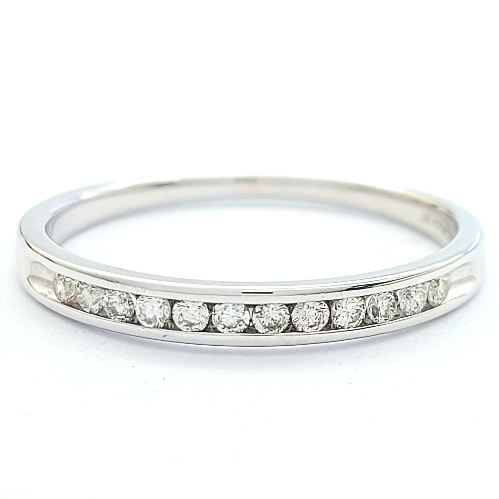 Ladies MHJ 14ct (585, 14K) White Gold Natural Channel-Set Diamond (0.25ct) Ring