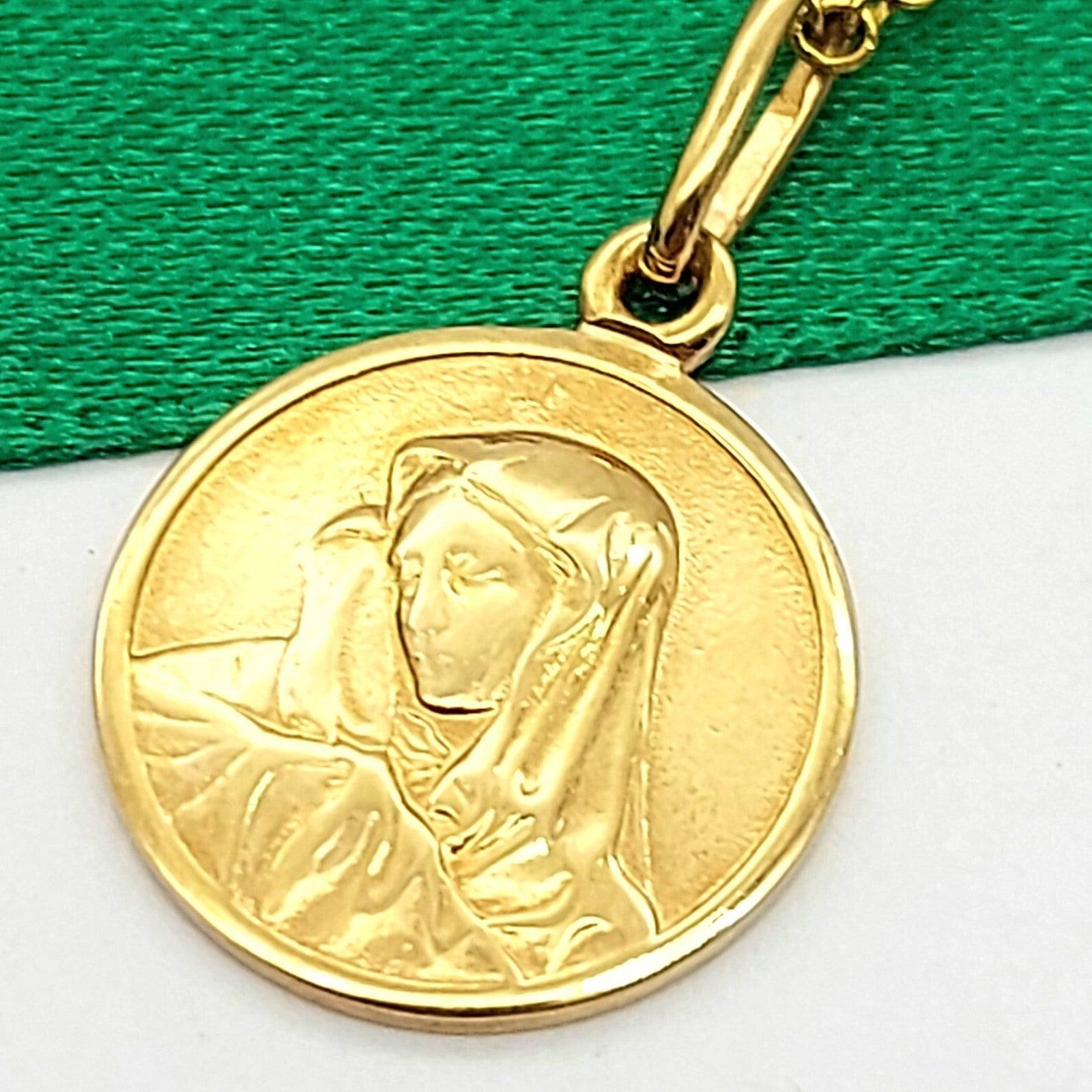 Virgin Mary Yellow Gold 9ct (375, 9K) Round Handmade High Quality Charm