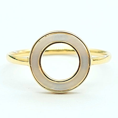 Ladies Italian Yellow Gold 9ct (375,9K) 'O' Shape Mother Of Pearl Ring