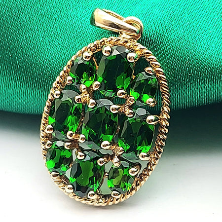 Vintage Oval Yellow Gold 9ct (375, 9K) Cluster Natural Green Tourmaline Pendant