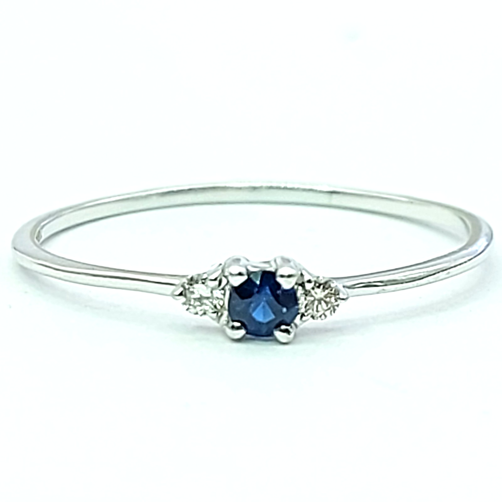 Ladies White Gold 9ct (375, 9K) Natural Sapphire & Diamonds Dainty Thin Ring