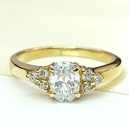 Ladies Yellow Gold 14ct (585, 14k) Oval Diamantes Vintage Style Dress Ring