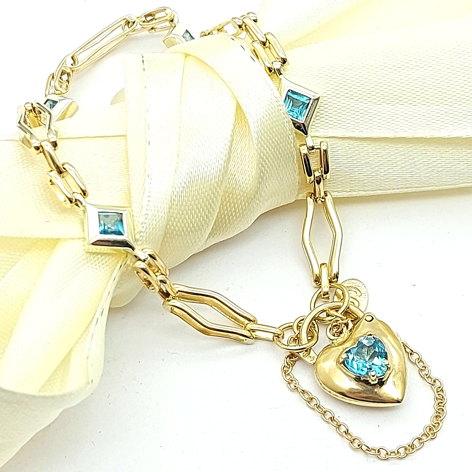 Ladies Yellow Gold 9ct (375,9K) Blue Topaz Heart Padlock Square Gate Bracelet