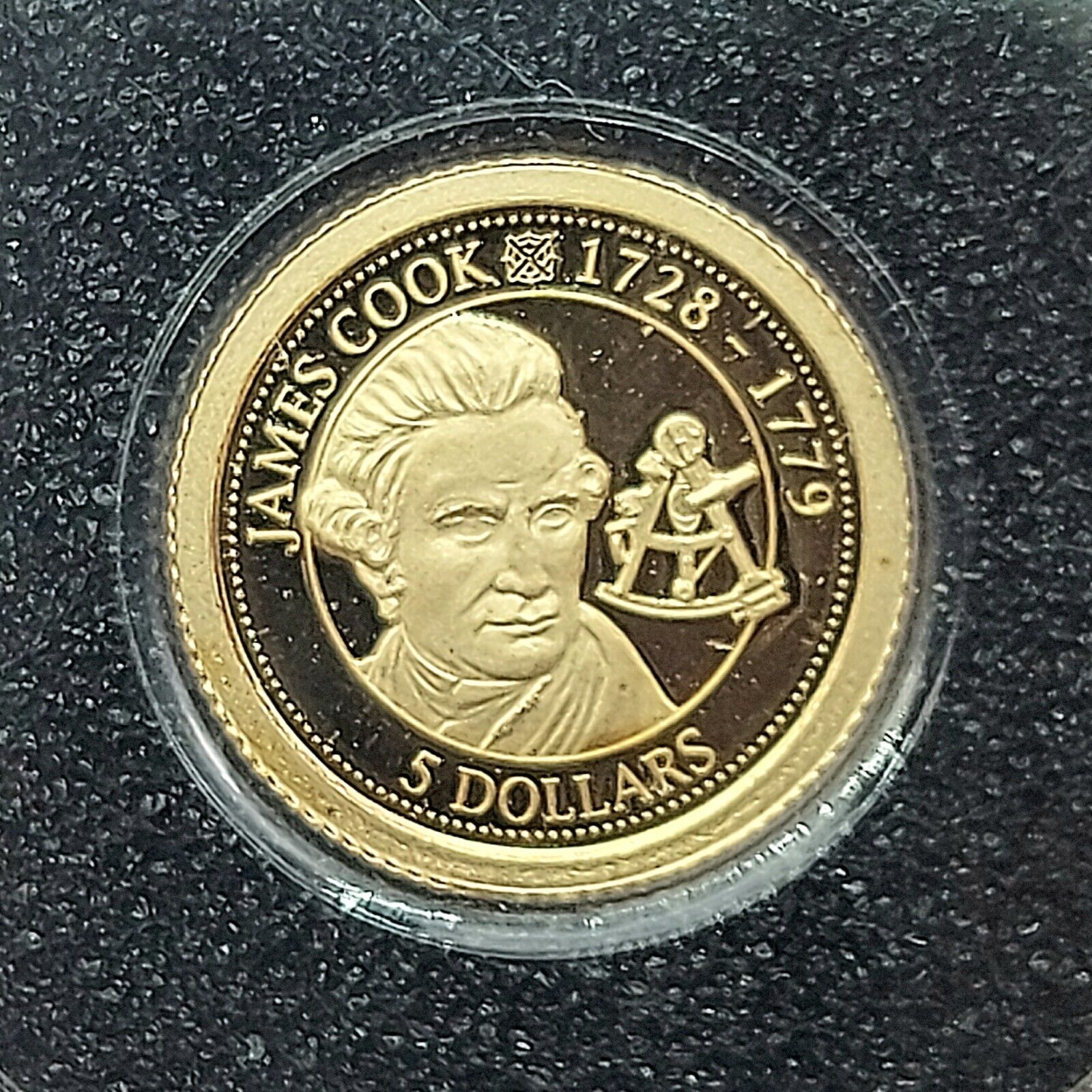 2012 Miniature 14ct (585,14k) Gold Proof James Cook 5 dollars Coin