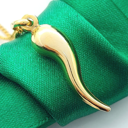 Plain Italian Cornicello Lucky Horn Yellow Gold 9ct (375,9k) Pendant