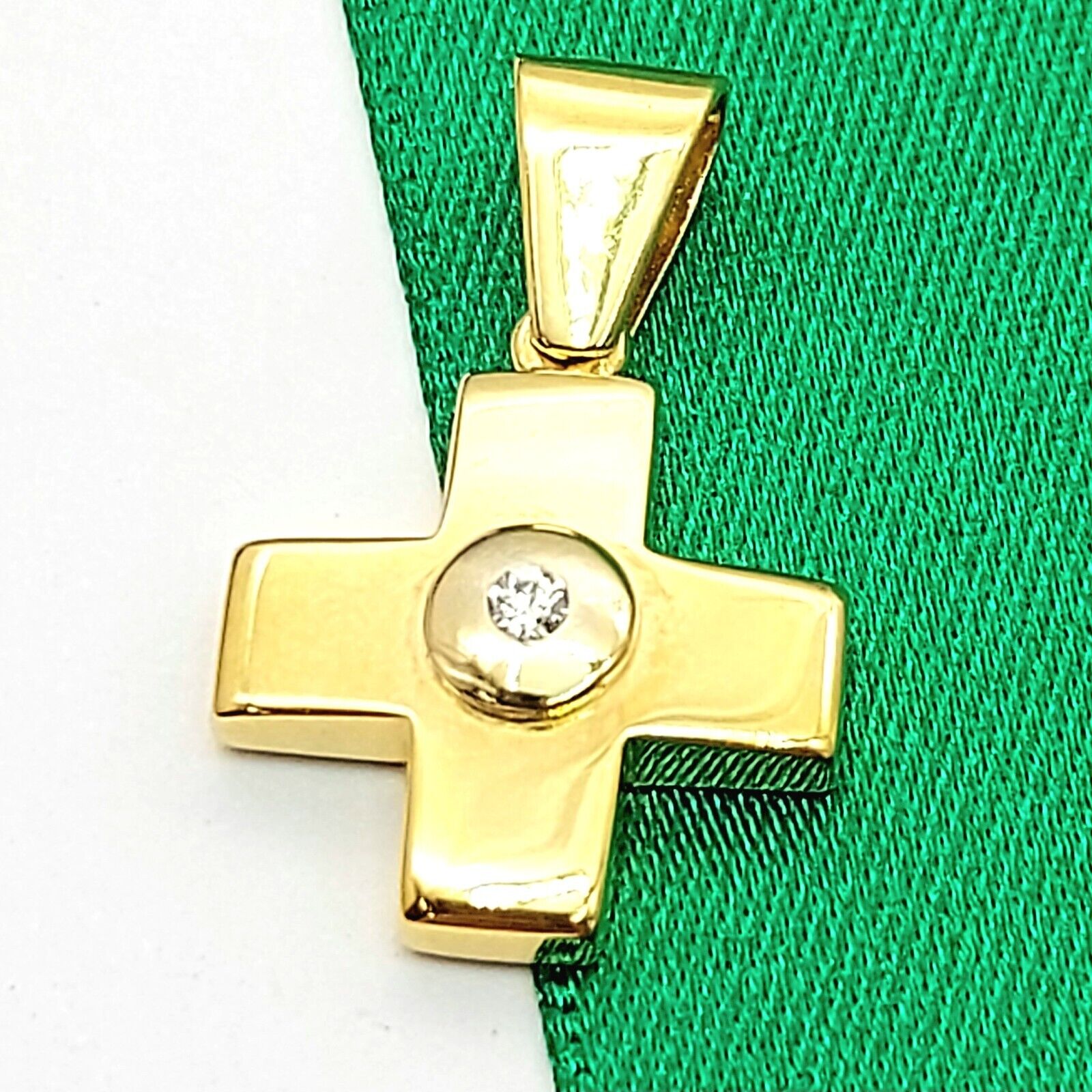 Ladies Yellow Gold 14ct (585, 14K) Cubic Zirconia Solitaire Petite Cross Pendant