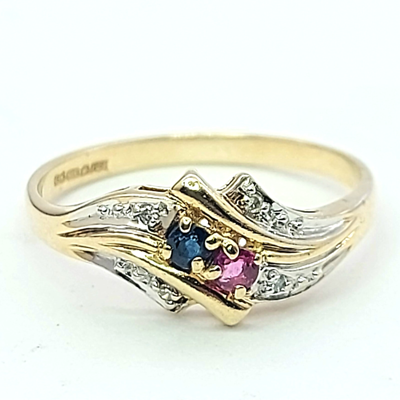 Antique Yellow Gold 9ct (375,9k) Natural Ruby, Sapphire & Diamonds Wavy Ring
