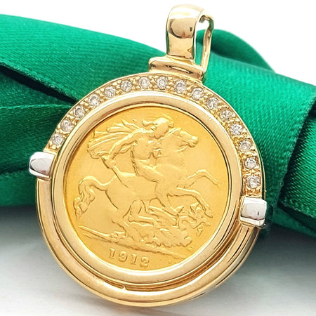 1/2 Sovereign 1912 (22ct) In Yellow Gold 9ct (375,9k) Enhancer Diamond Pendant