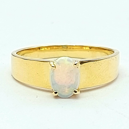 Ladies Yellow Gold 14ct (585, 14k) Solitaire White Oval Opal Ring