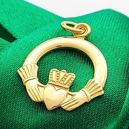 Round Irish Claddagh Yellow Gold 9ct (375, 9K) Rare High Quality Pendant