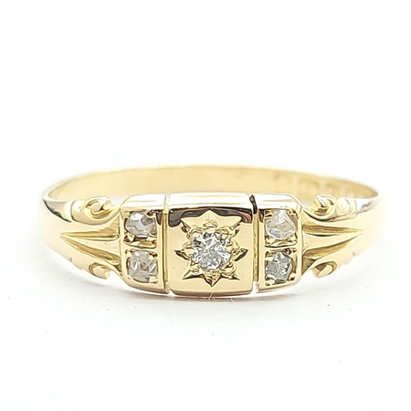 Antique White Sapphire Yellow Gold 18ct(750,18K) High Quality Cushion Style Ring