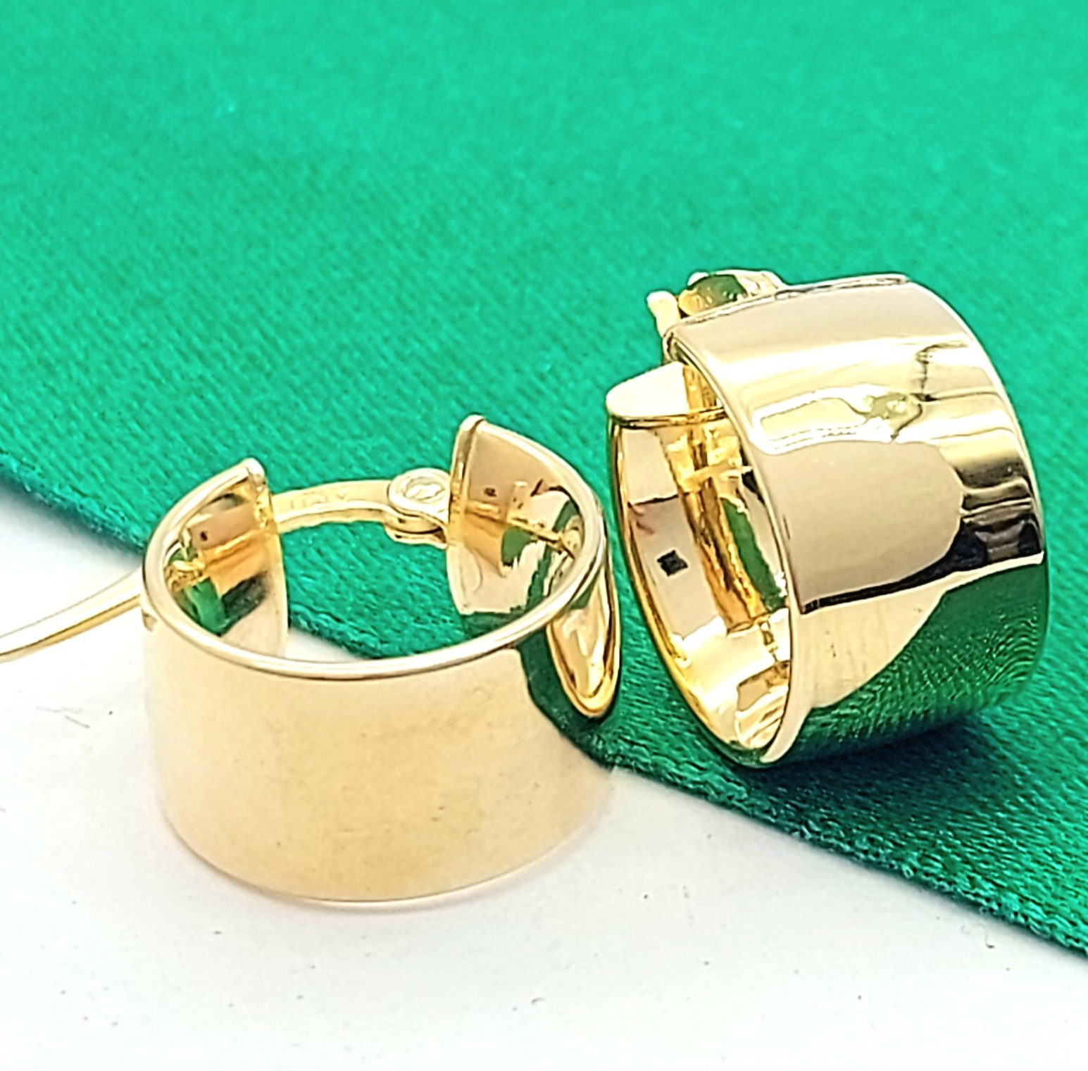 Ladies Italian Yellow Gold 9ct (375, 9K) Smooth Plain Round Petite Thick Hoops