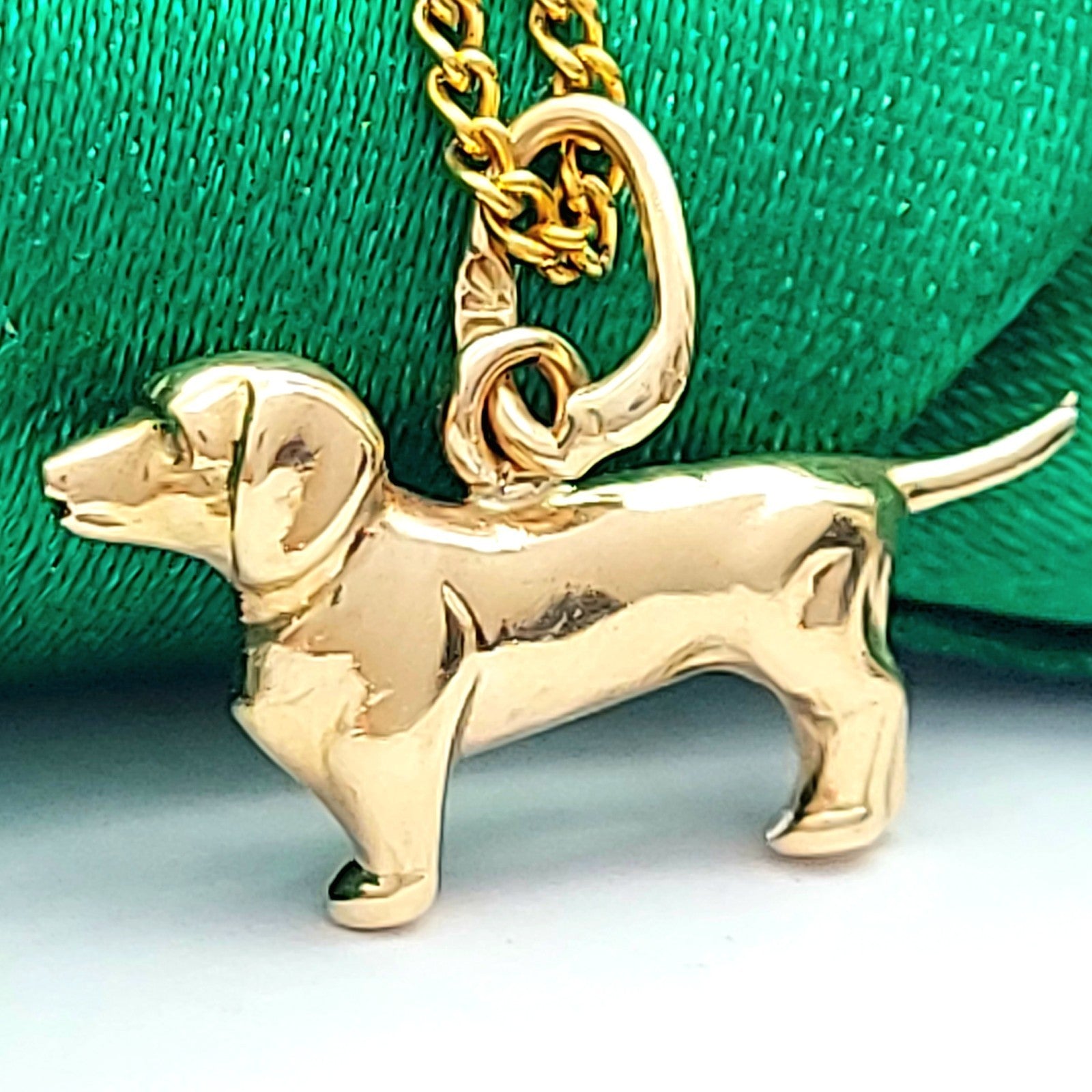Dachshund/ Sausage Dog Yellow Gold 9ct (375, 9K) Small Pendant/Charm