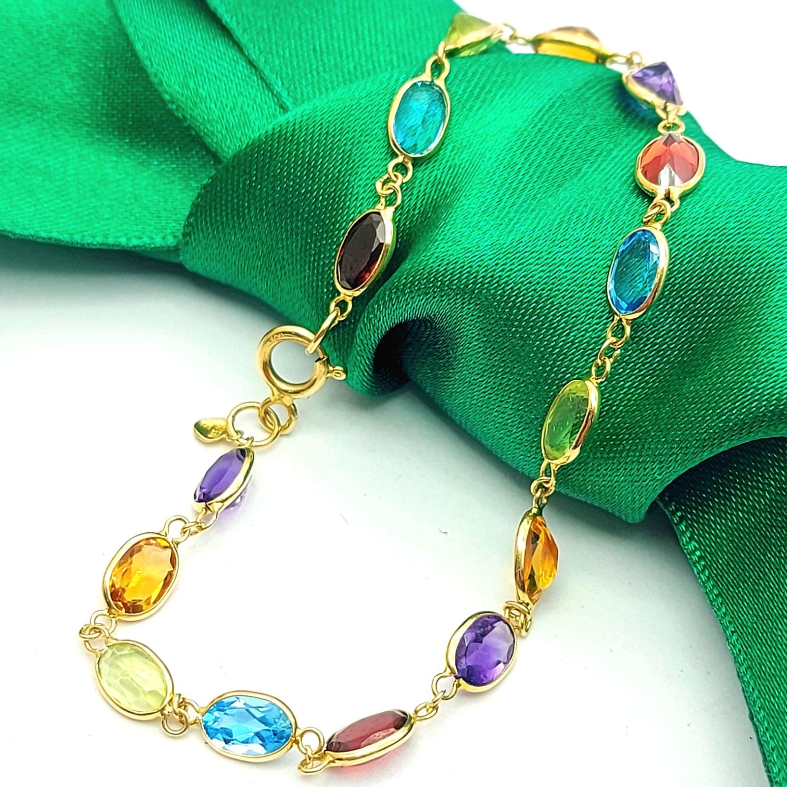 Ladies Yellow Gold 18ct (750, 18K) Unique Multi-Gemstone Bezel Bracelet