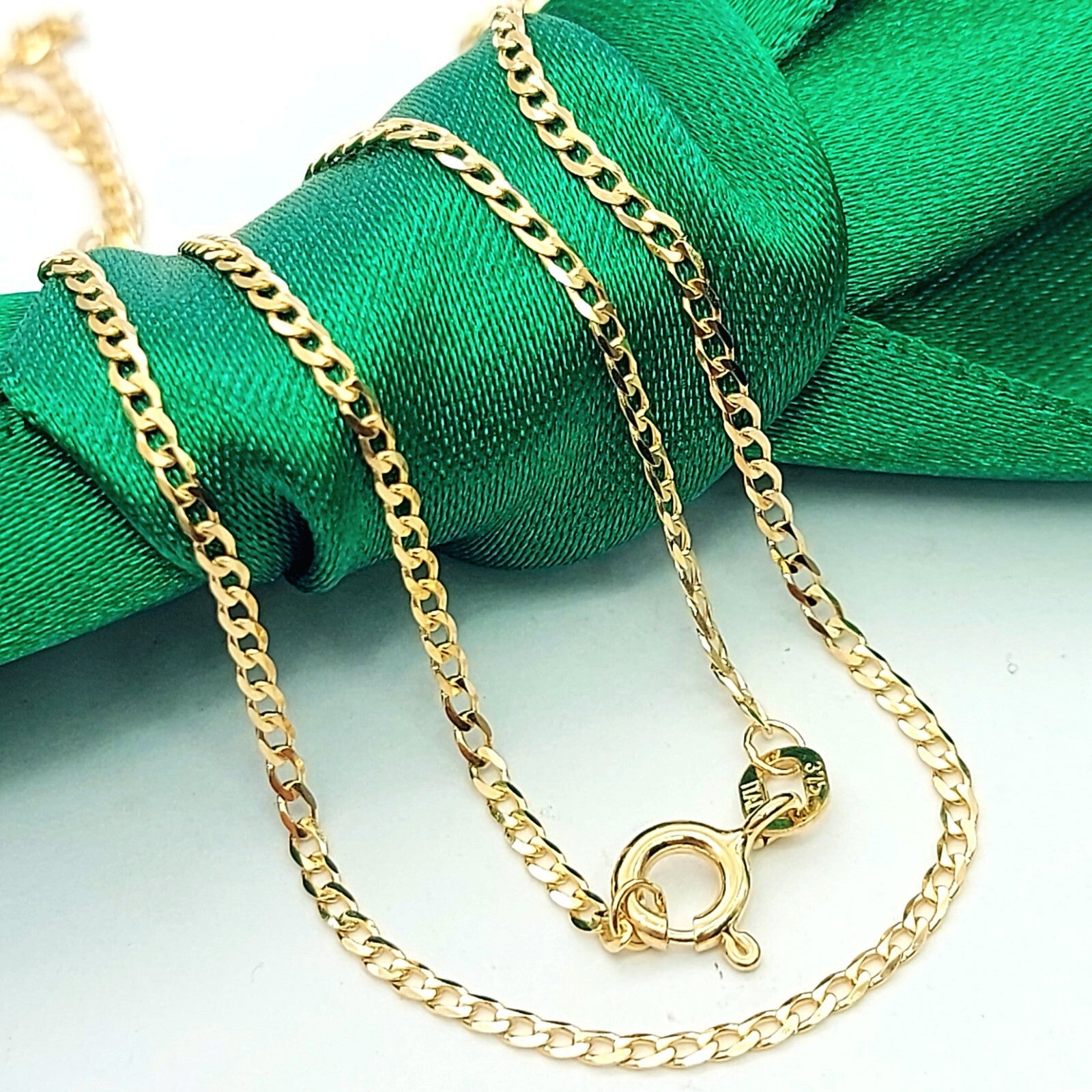 Thin Curb Link Chain Italian Yellow Gold 9ct (375, 9K) Ladies Necklace