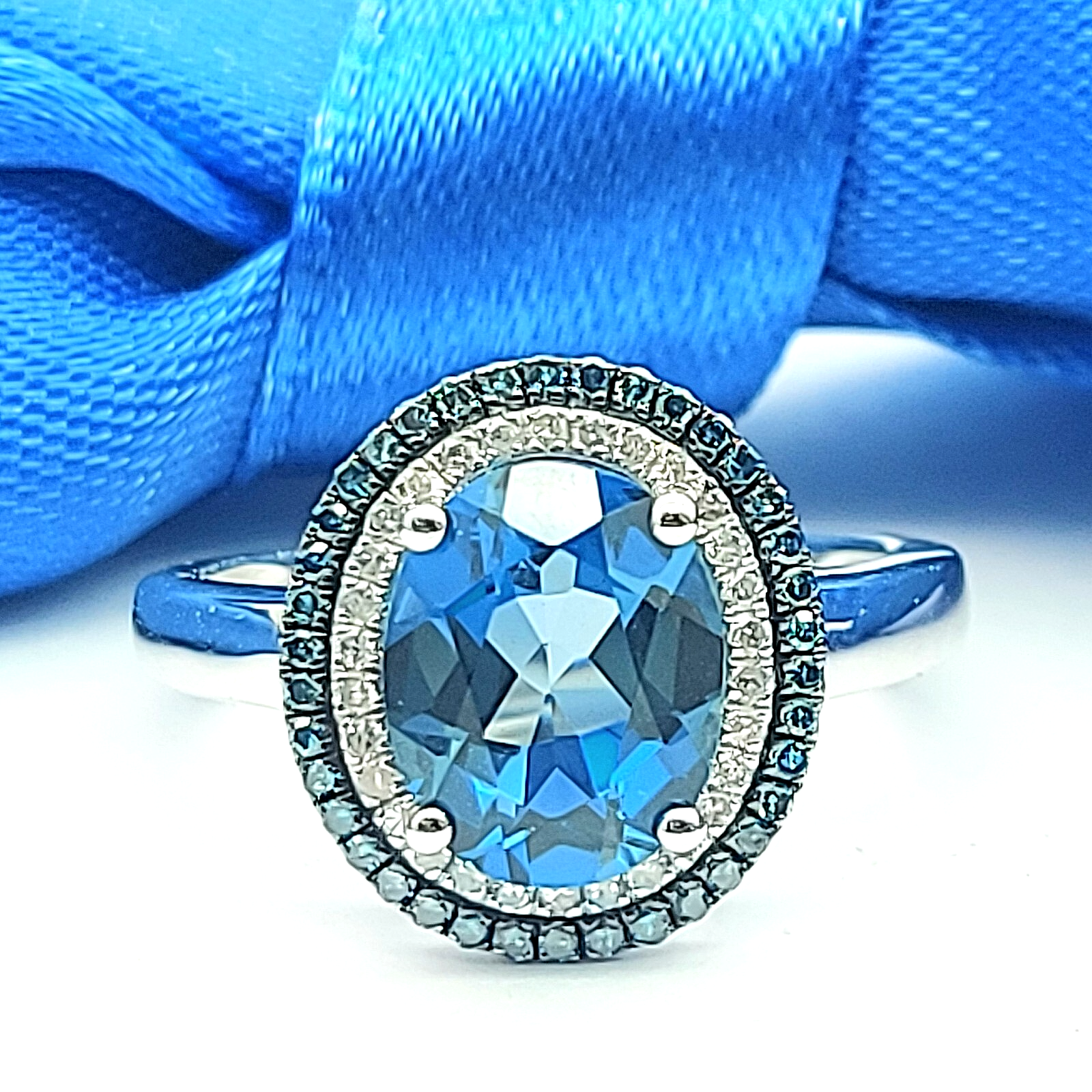 Ladies White Gold 14ct (585, 14K) Created Blue Oval Tourmaline & Diamonds Ring