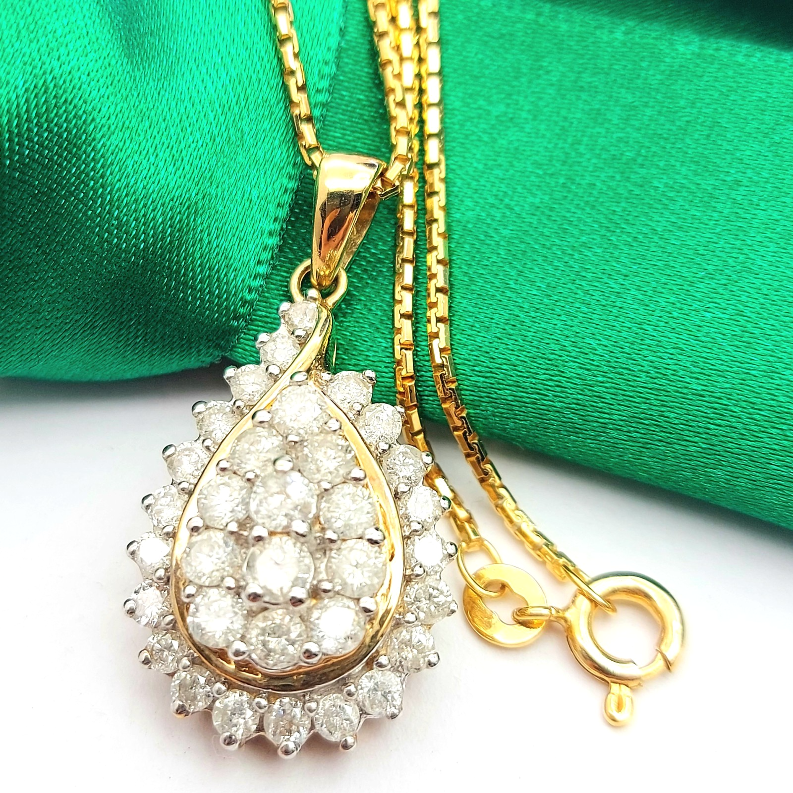 Teardrop Yellow Gold 10ct (417, 10K) Cloudy 1.55ct Natural Diamonds Necklace