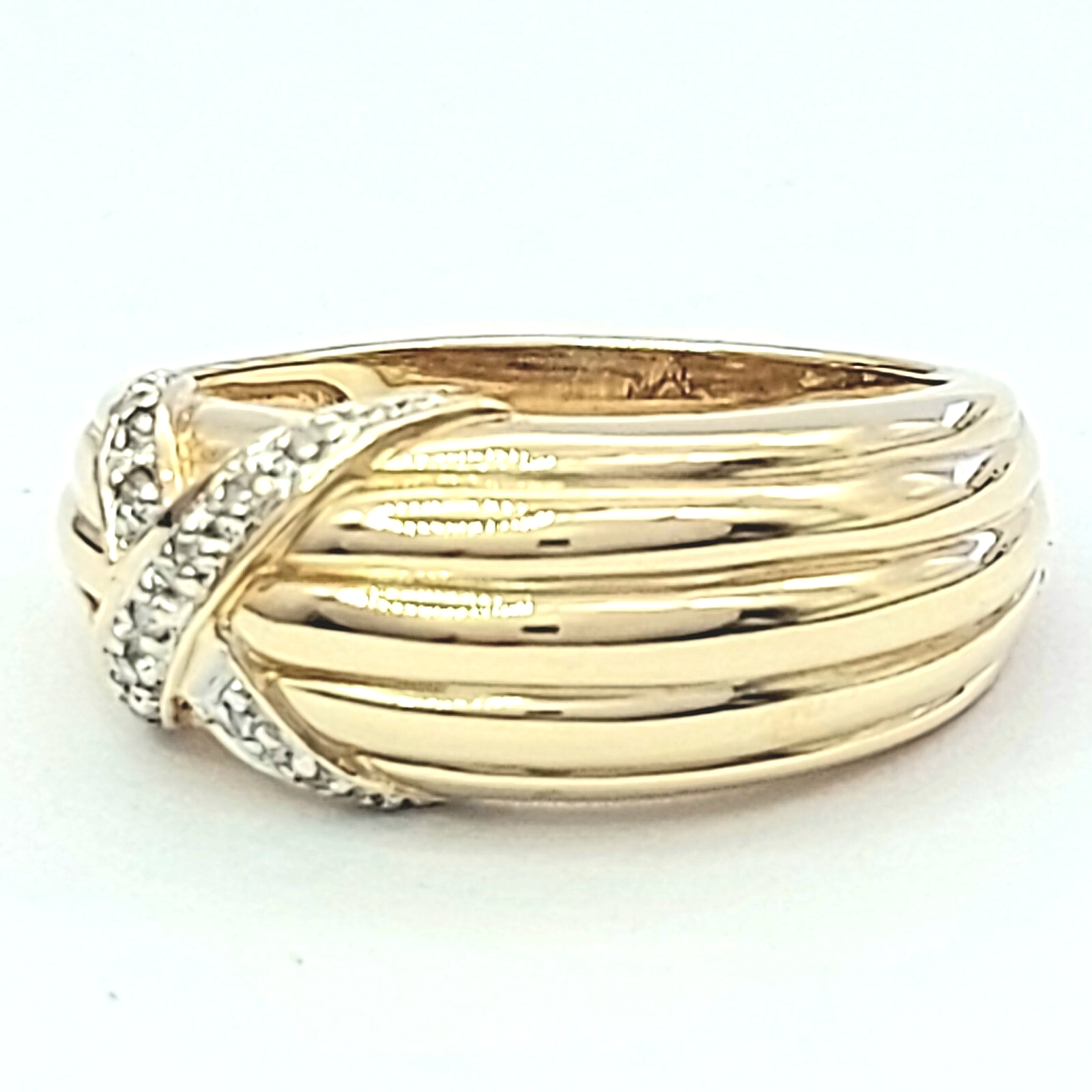 Ladies Yellow Gold 9ct (375, 9k) Natural Diamonds 'X' Patterned Dome Ring