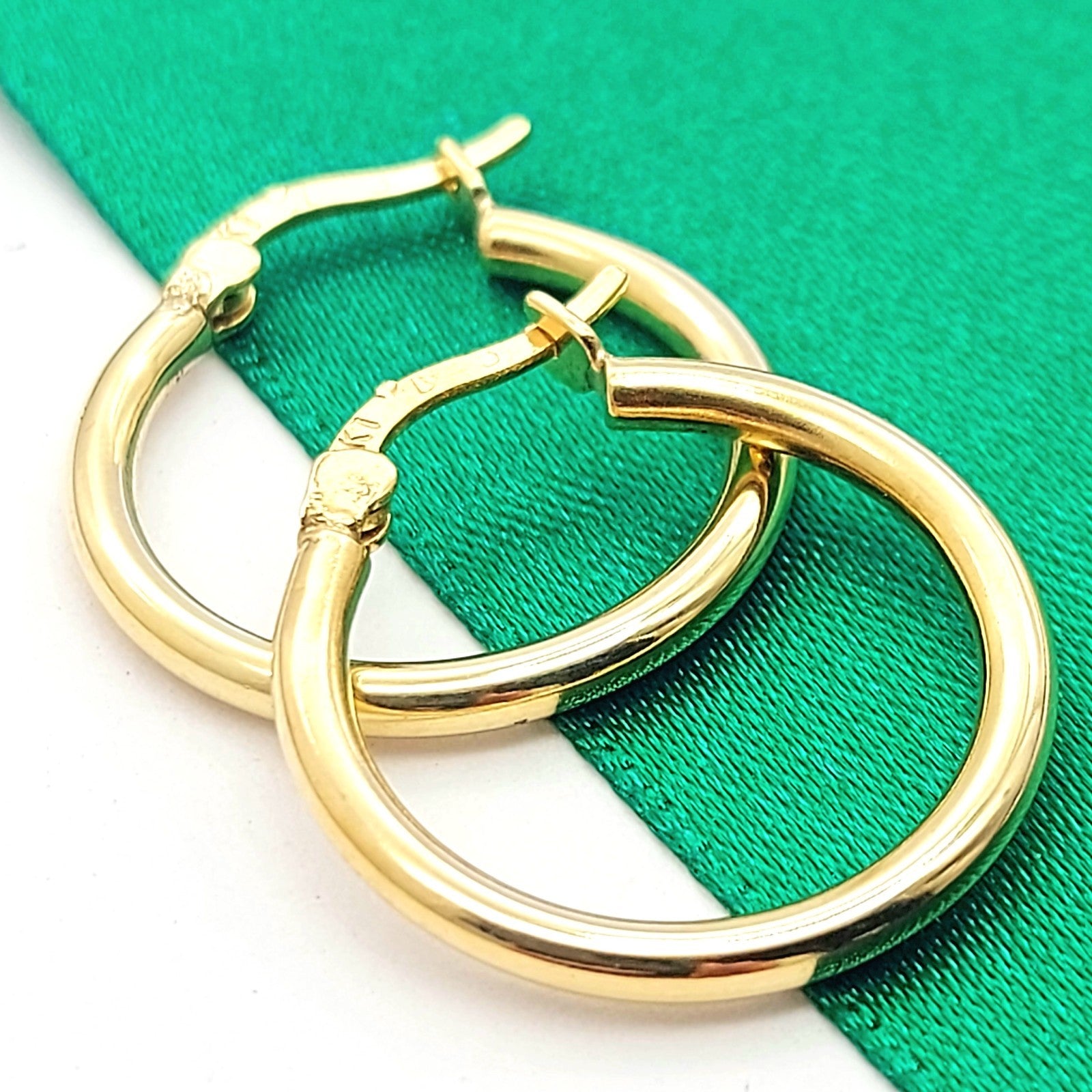 Ladies Yellow Gold 9ct (375, 9K) High Quality Plain Smooth Hoop Earrings