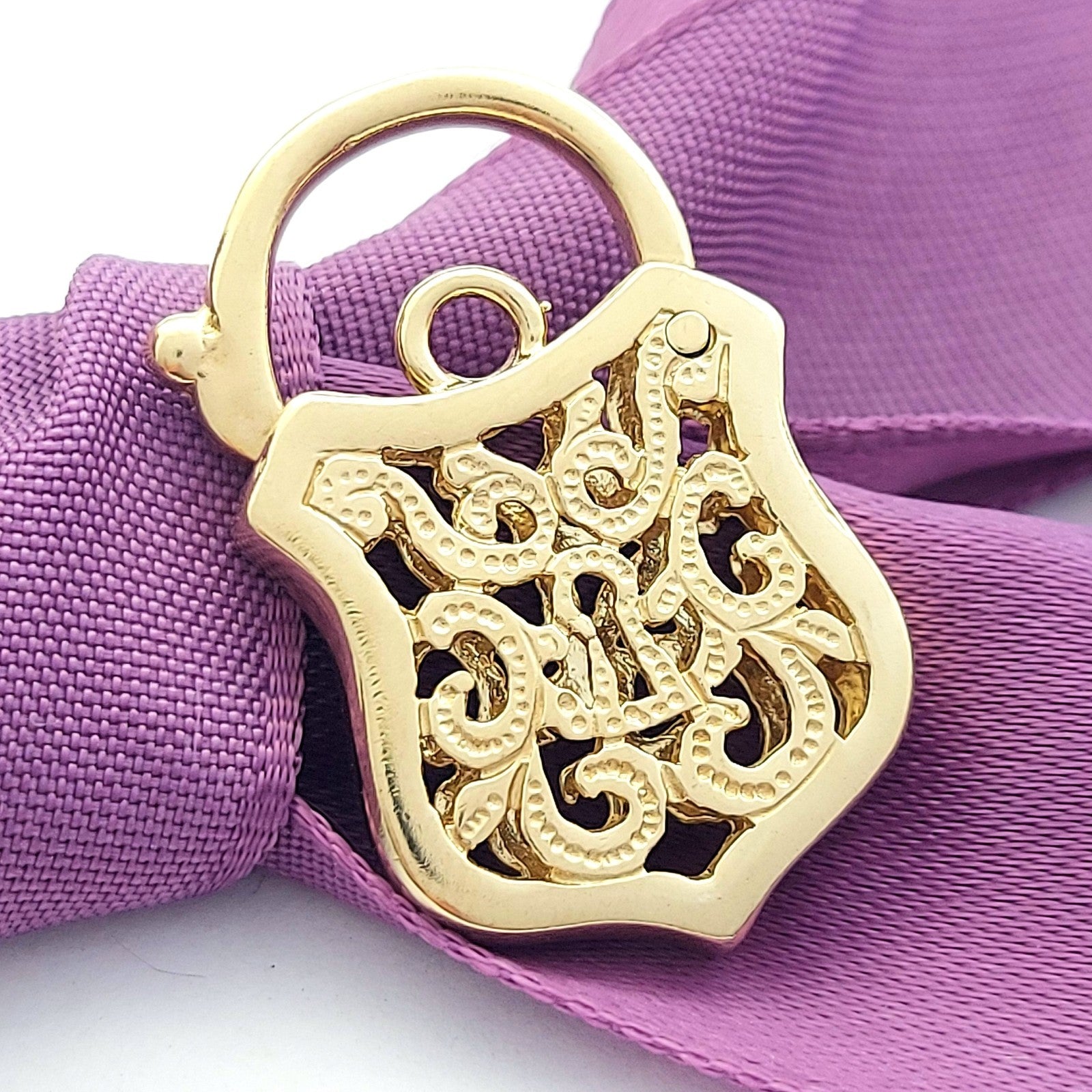 Antique Yellow Gold 9ct (375, 9K) Artisan Shield Filigree Padlock Pendant