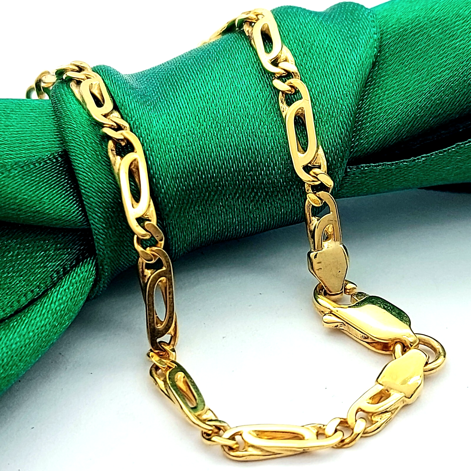 Bird Eye's Link Yellow Gold 9ct (375, 9K) High Quality Chain Bracelet