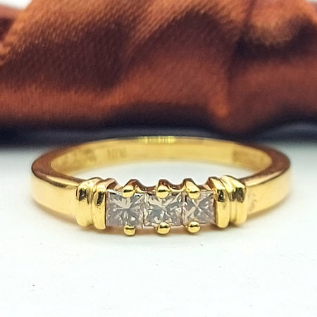 Ladies Yellow Gold 10ct(417,10k) Natural Champagne Cognac Diamonds (0.33pt) Ring