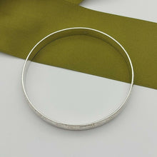 Load image into Gallery viewer, 925 Sterling Silver Unique Filigree Thick Patterned Bangle
