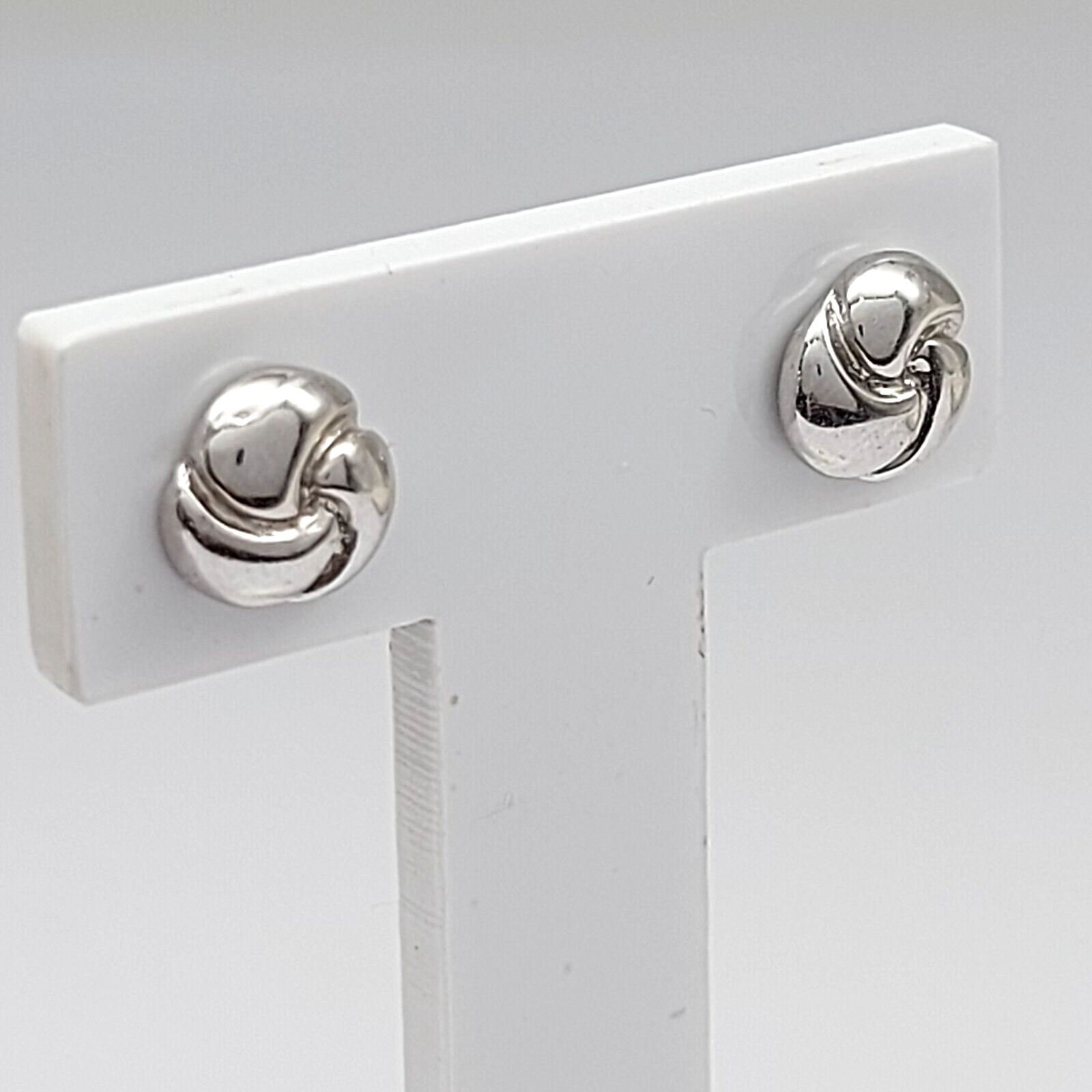 Ladies White Gold 18ct (750, 18K) Solid High Quality Love Knot Stud Earrings