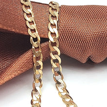 Load image into Gallery viewer, Ladies Yellow Gold 9ct (375, 9K) UNOAERRE Flat Curb Link Chain Necklace
