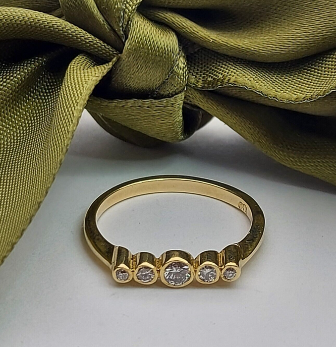 Ladies 18ct (750, 18K) Yellow Gold 0.18ct Natural Diamond Bezel Dress Ring