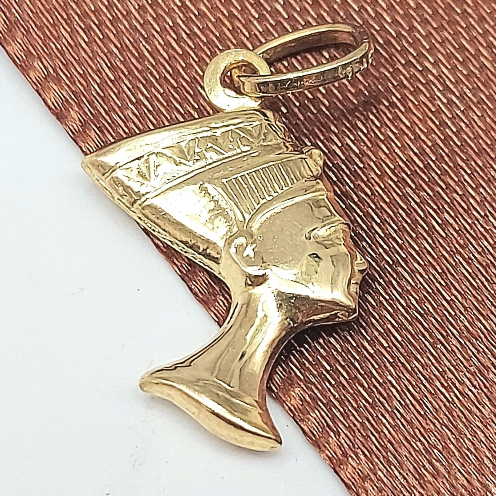 Ladies Yellow Gold 9ct (375, 9K) High Quality Pharaoh Side Profile Pendant