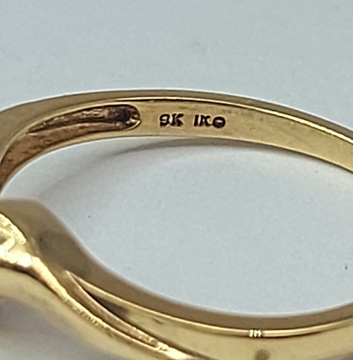 Ladies Ring 9ct (375, 9K) Yellow Gold Natural Diamond Baguette Birthstone Ring