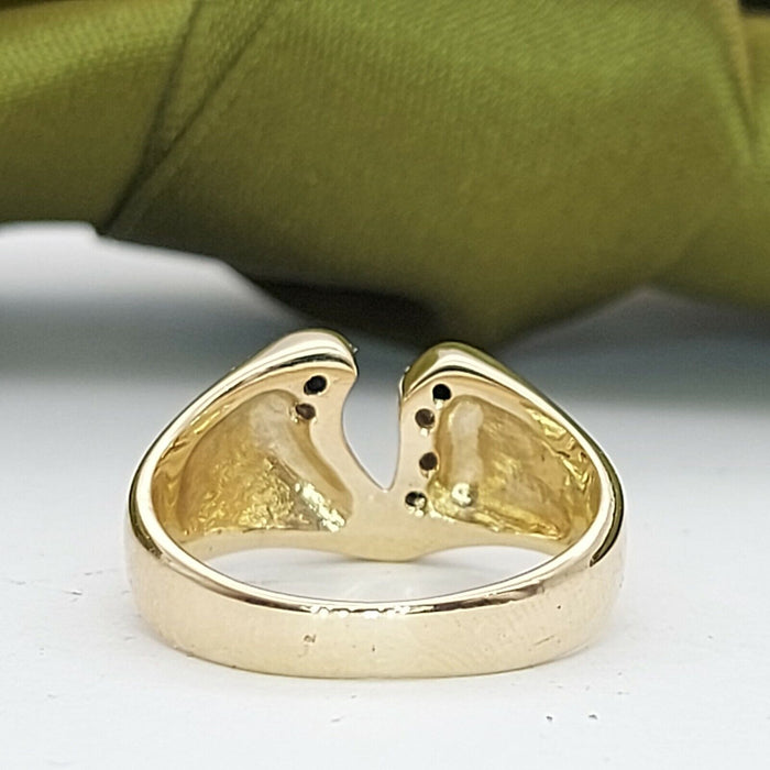 Ladies Ring 9ct (375, 9K) Yellow Gold Diamond Chip 'V' Dress Ring