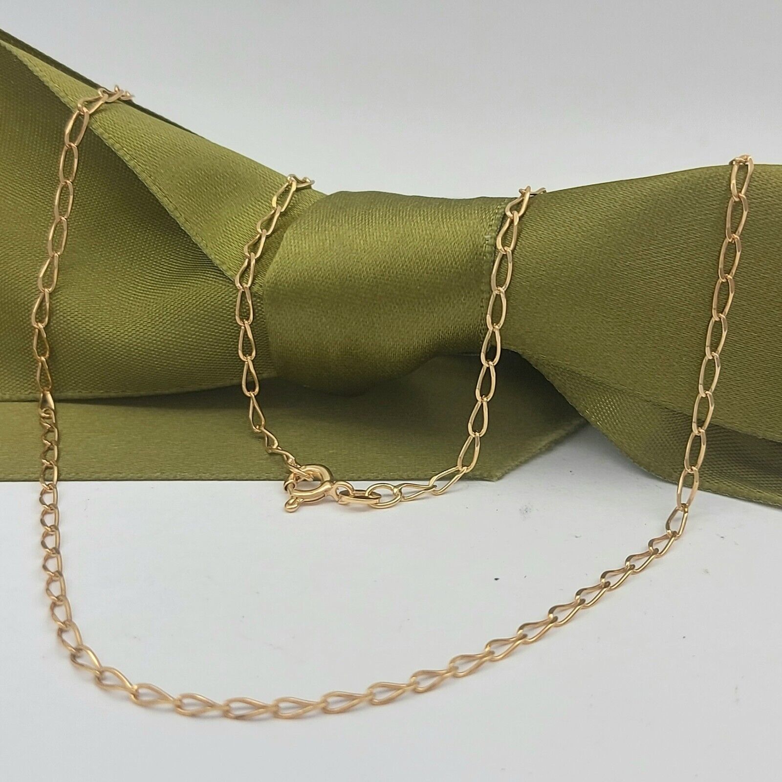 Ladies Yellow Gold 9ct (375, 9K) Italian Elongated Oval Link Chain Necklace