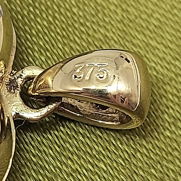 Ladies Yellow Gold 9ct (375,9K) Rare Diamantes Heart Locket Pendant