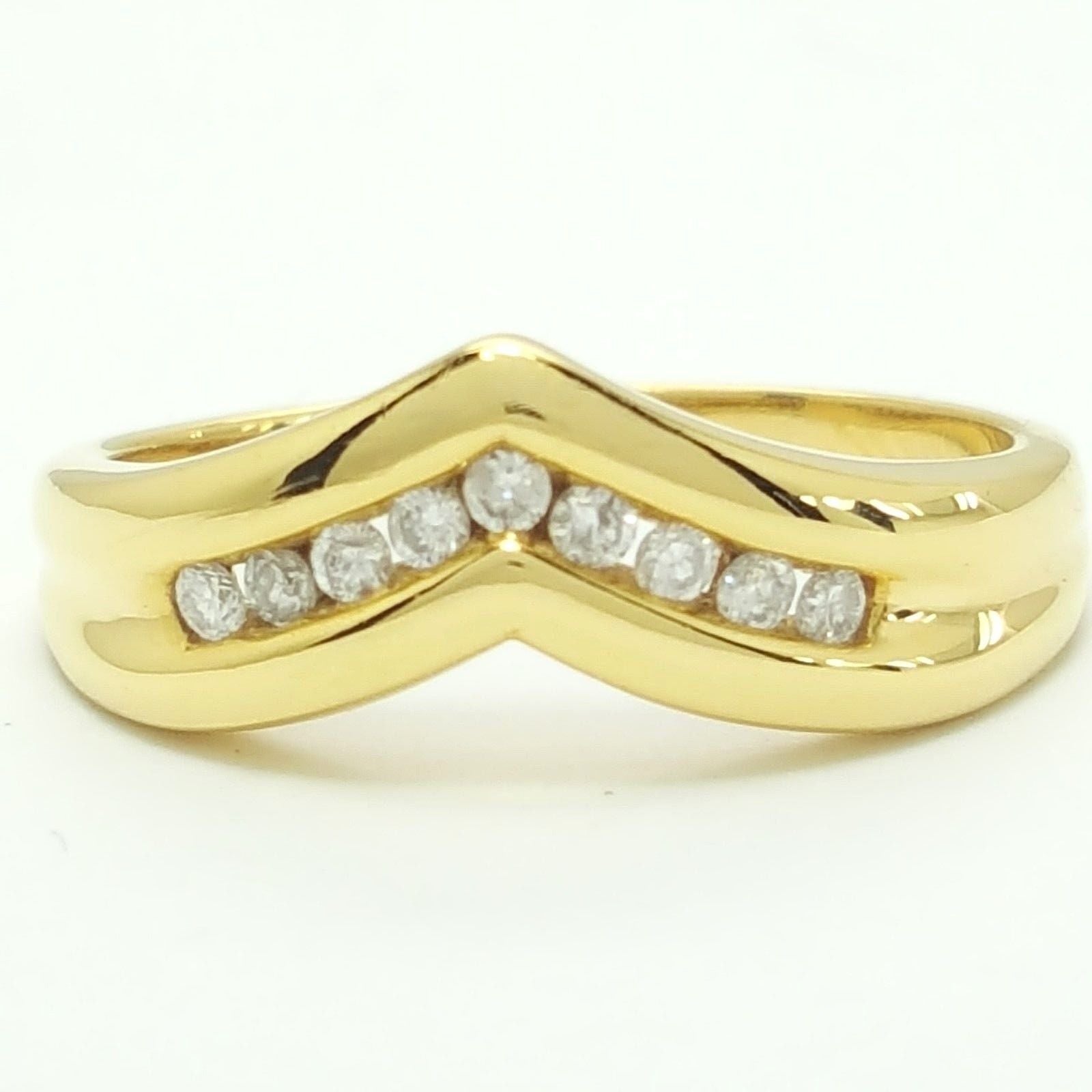 Ladies Ring 9ct (375, 9K) Yellow Gold V Shape Curve Style (0.26ct) Diamond Ring
