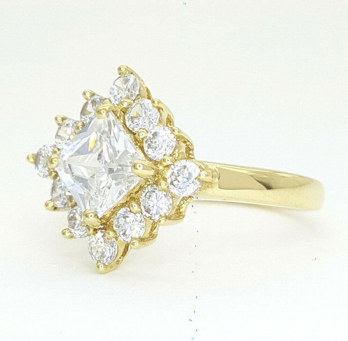 Ladies Ring 9ct (375, 9K) Yellow Gold Square Diamante Dress Ring