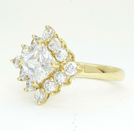 Ladies Ring 9ct (375, 9K) Yellow Gold Square Diamante Dress Ring